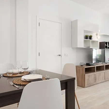 Xara New At The For 6 By Bebreeze Apartment Alcúdia